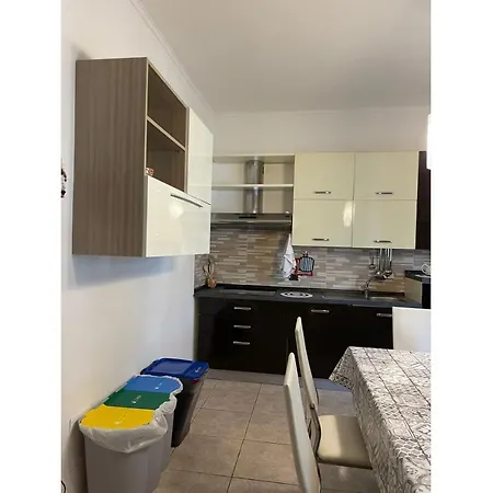 Pierluigi's House דירה